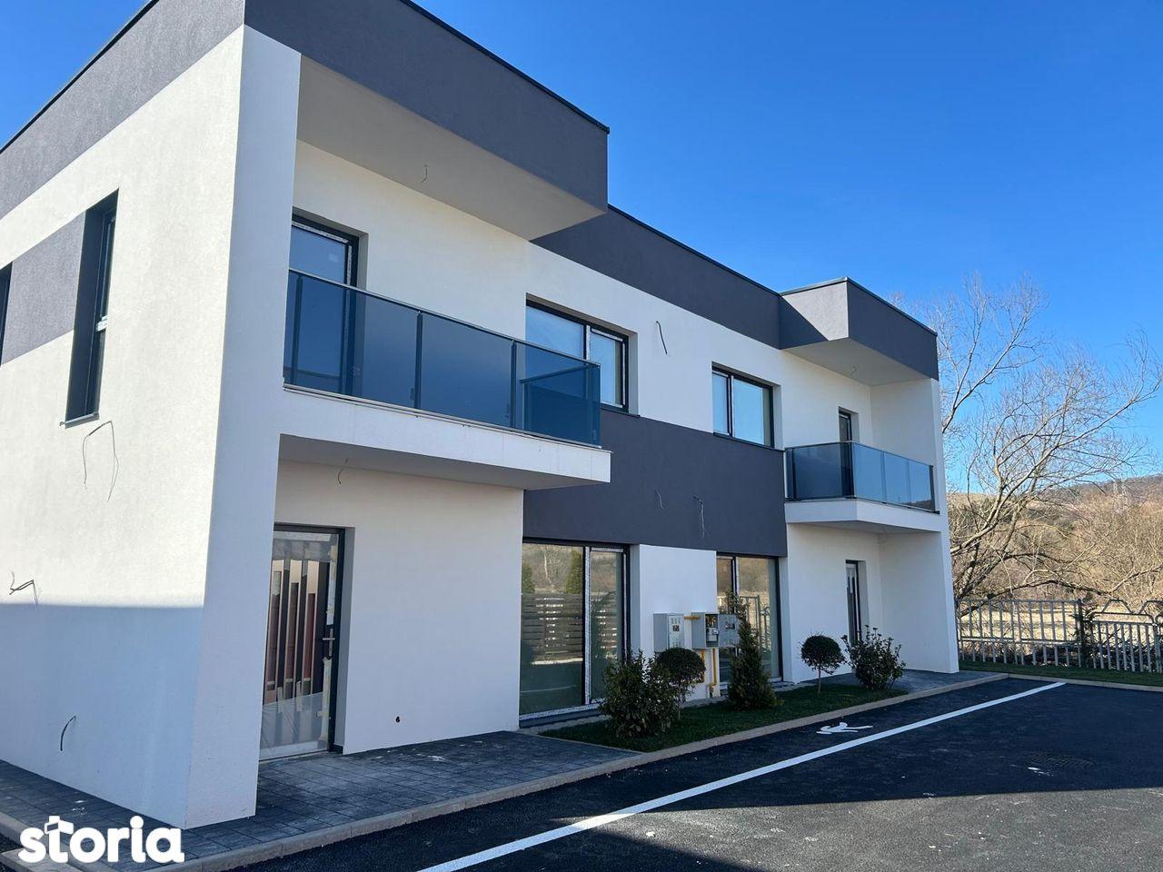 Duplex 5 cam.Finisat/ 133 mp+150 mp teren/Comision 0%