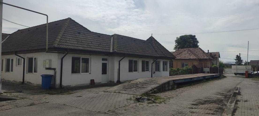 Inchiriere spatiu comercial