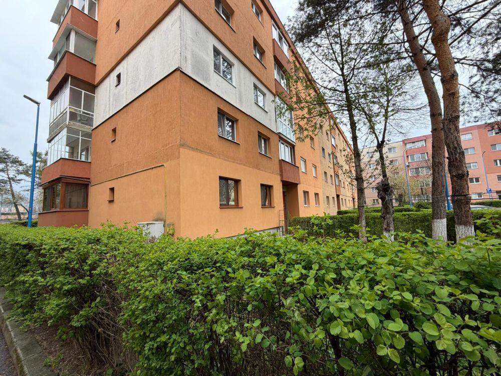 Apartament 3 camere, 2 băi – Tractorul, Brașov | Parter | Grădină | Propietar