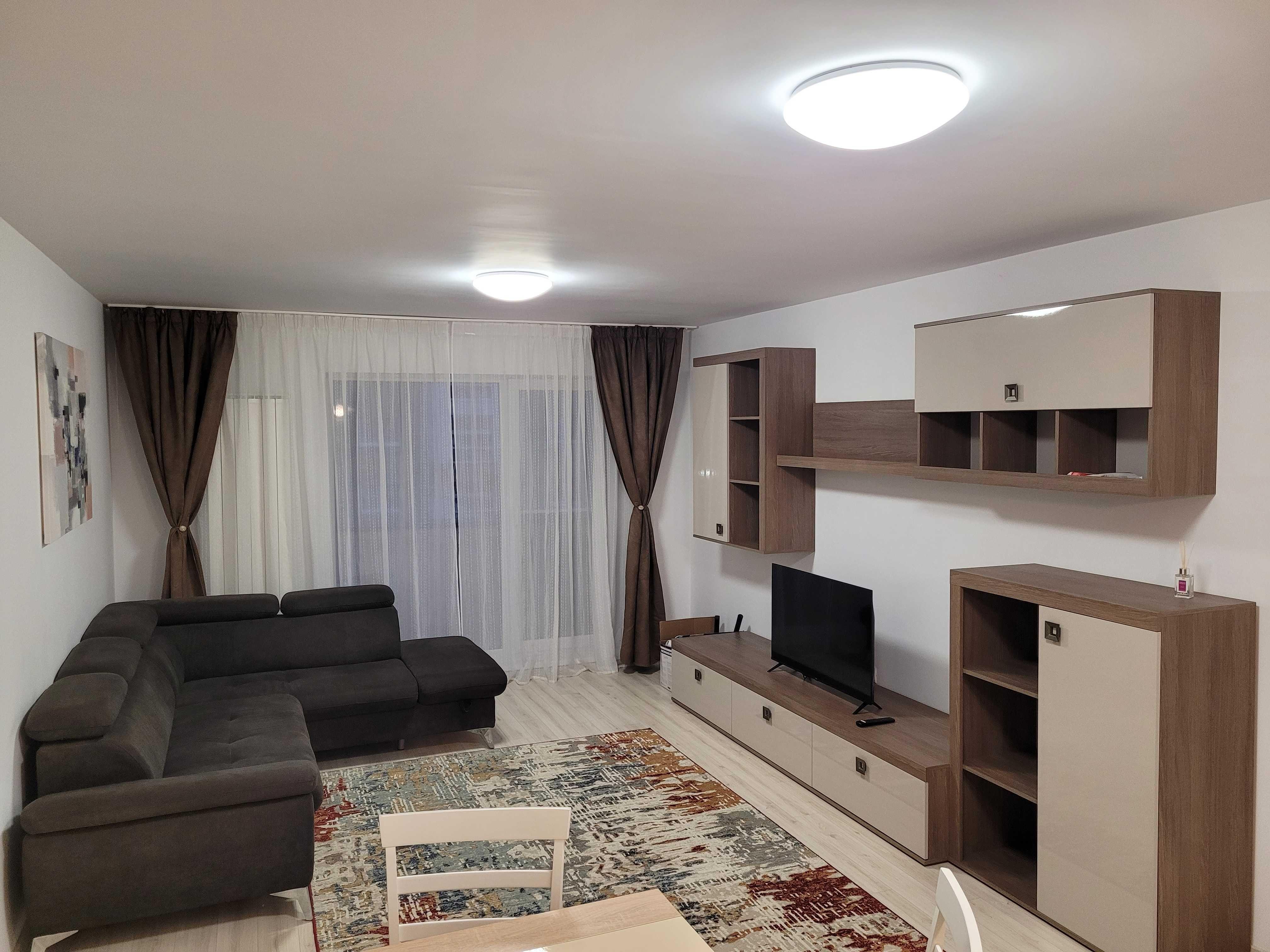 Apartament 2 camere de inchiriat in Tractorul, Brasov. Proprietar.