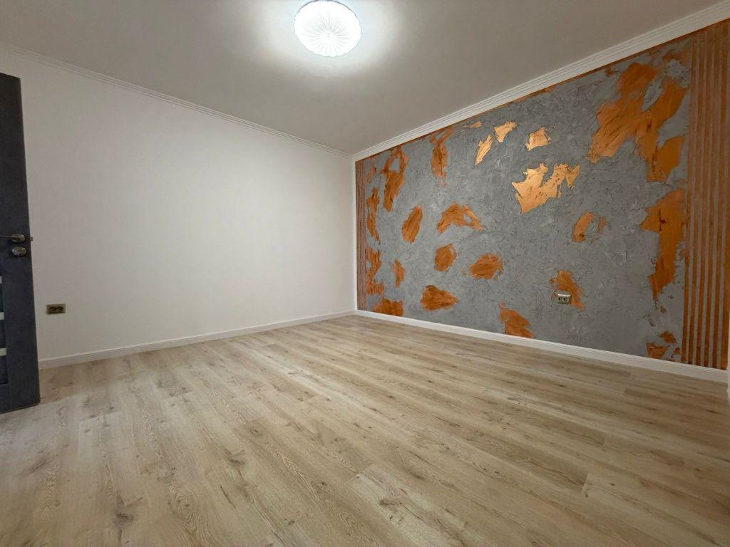 Casă Singur în curte in Paleu -zona Stadionului de fotbal