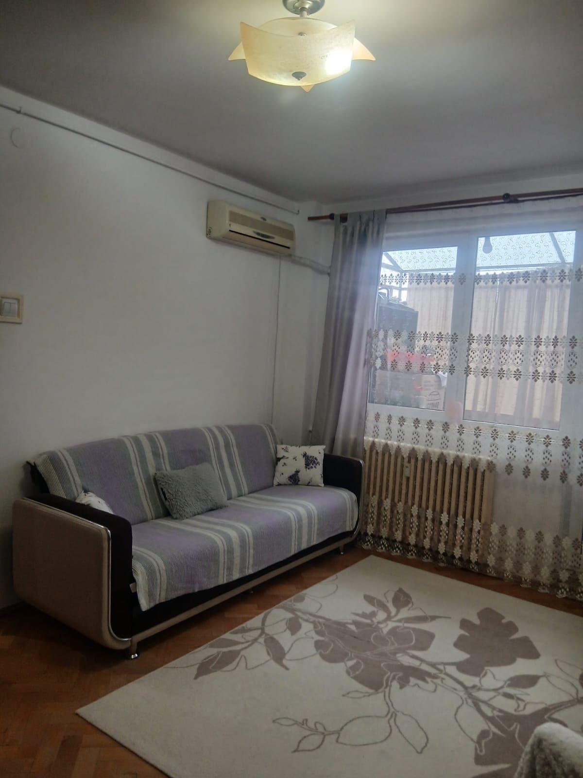 Vanzare apartament 2 camere in Ploiesti, zona Democratiei - imagine 1