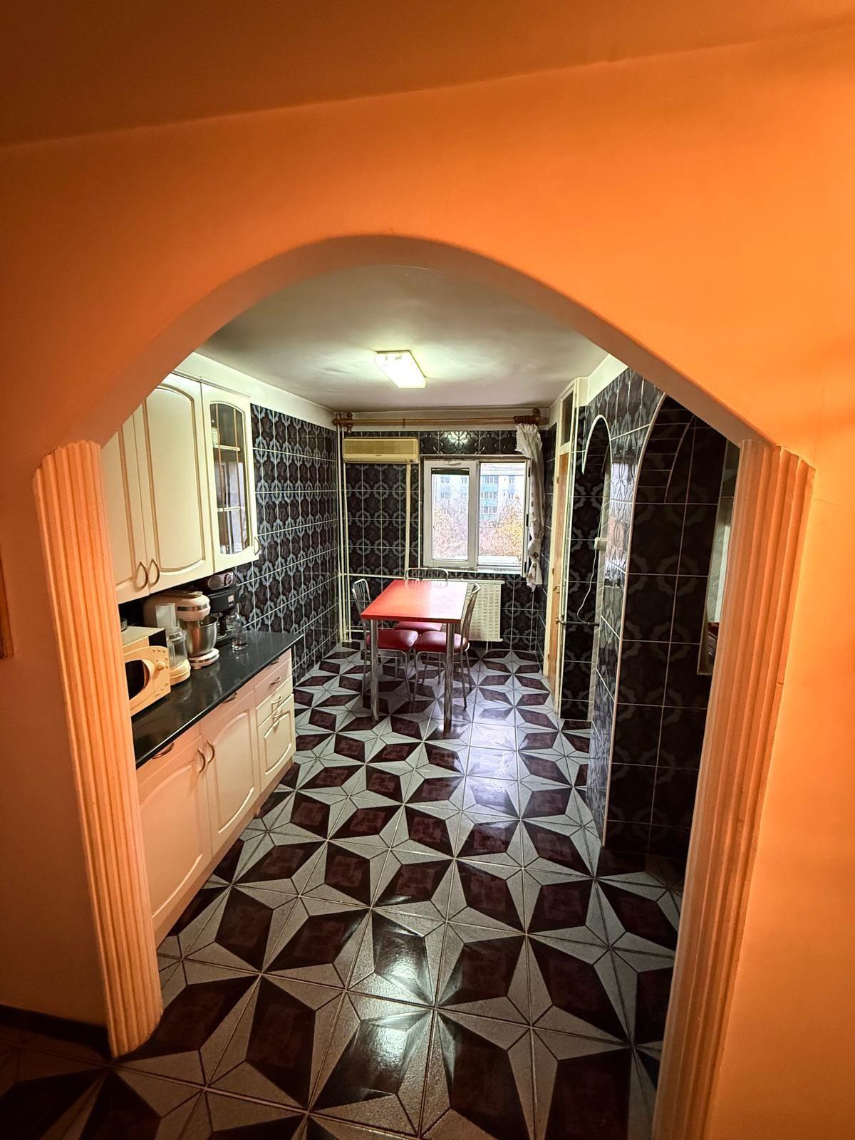 Inchiriez apartament Aviatiei,sect 1,langa Crytal Palacee