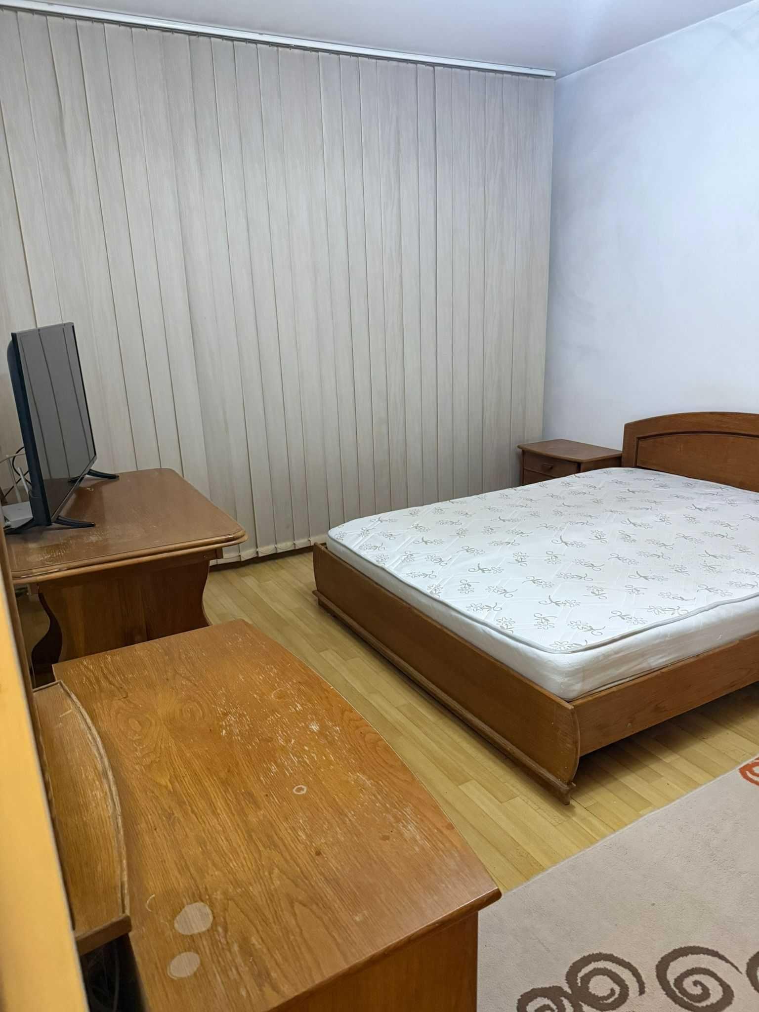 Garsoniera de inchiriat - imagine 1