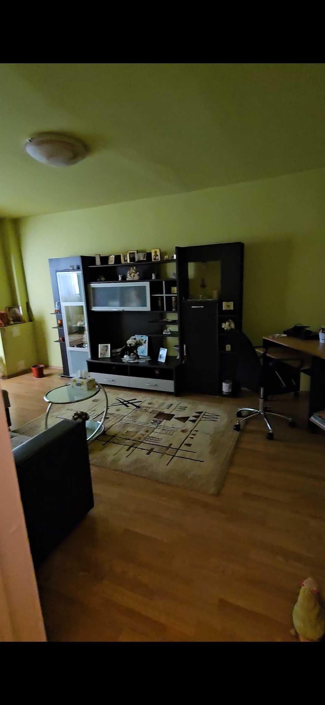 Inchiriez apartament 2 camere mega mall