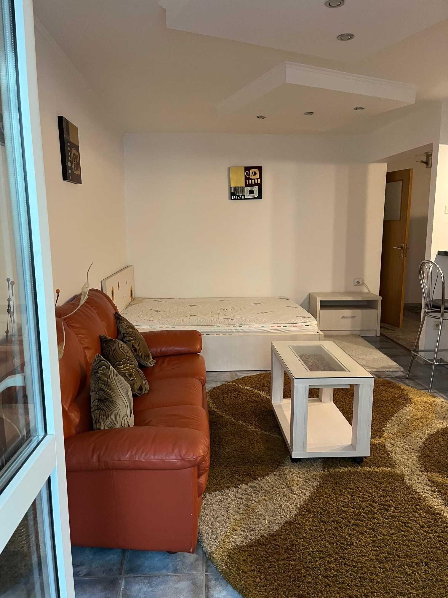 Proprietar, vand garsoniera 42 mp
