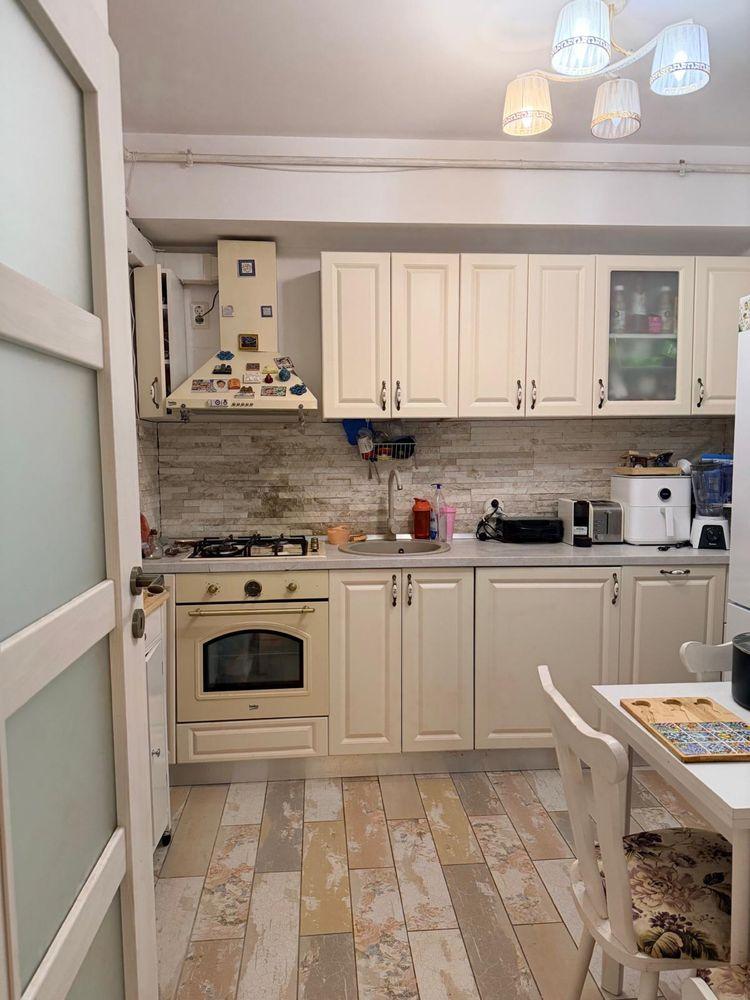 Apartament 3 camere + garsoniera - imagine 1