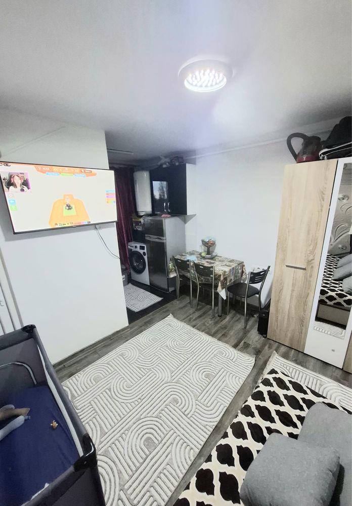 Vand garsoniera pe strada Tunsu Petre nr 9 fata in fata cu gradinita - imagine 1