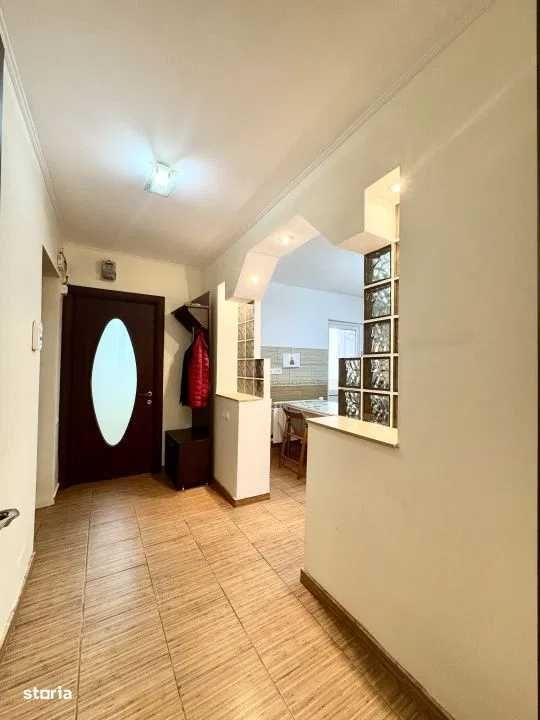 Apartament 3 camere, Rahova, stradal cu vedere spate, izolat termic