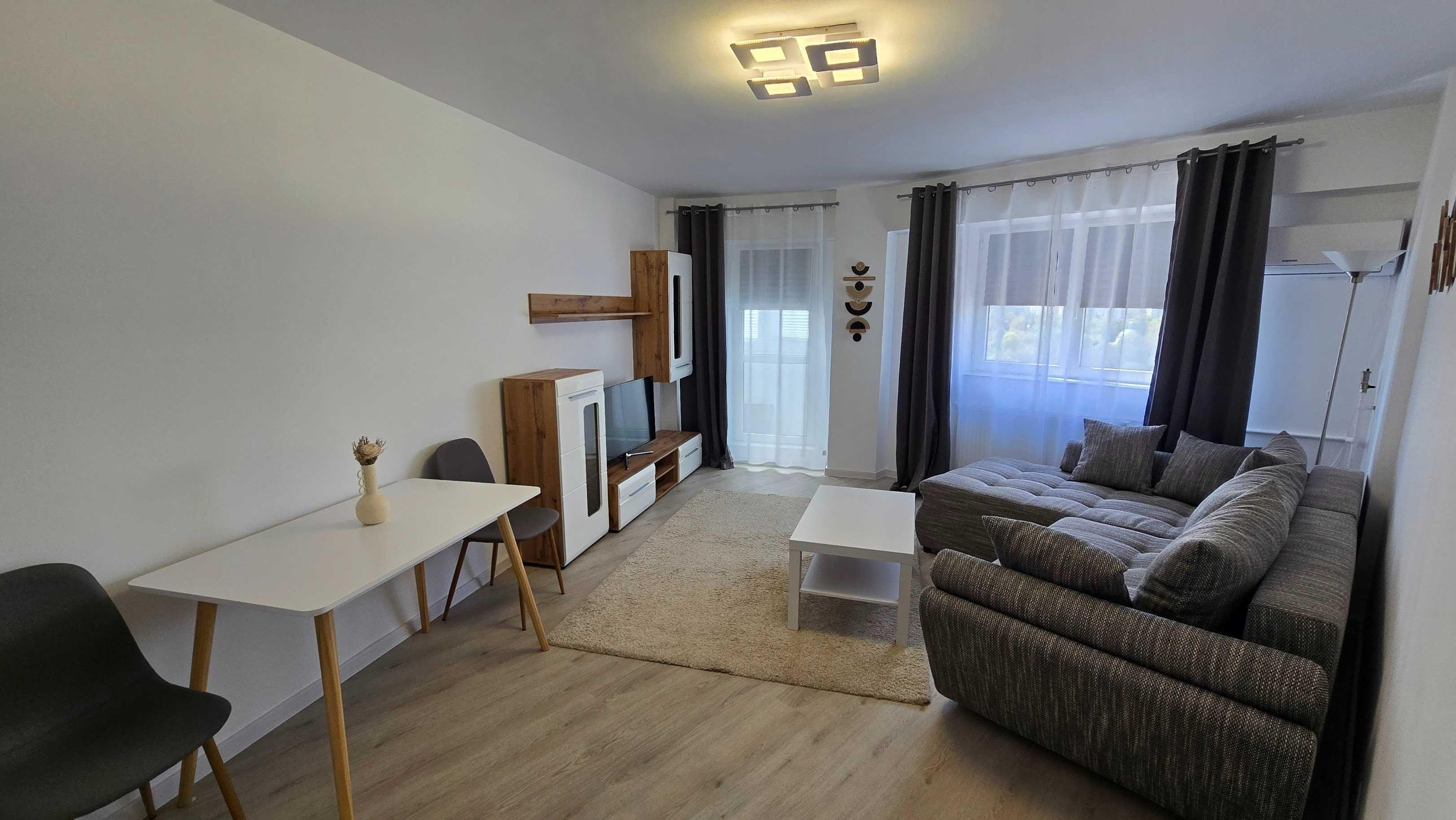 Garsoniera cf. 1, complet mobilata si utilata - renovata 2026