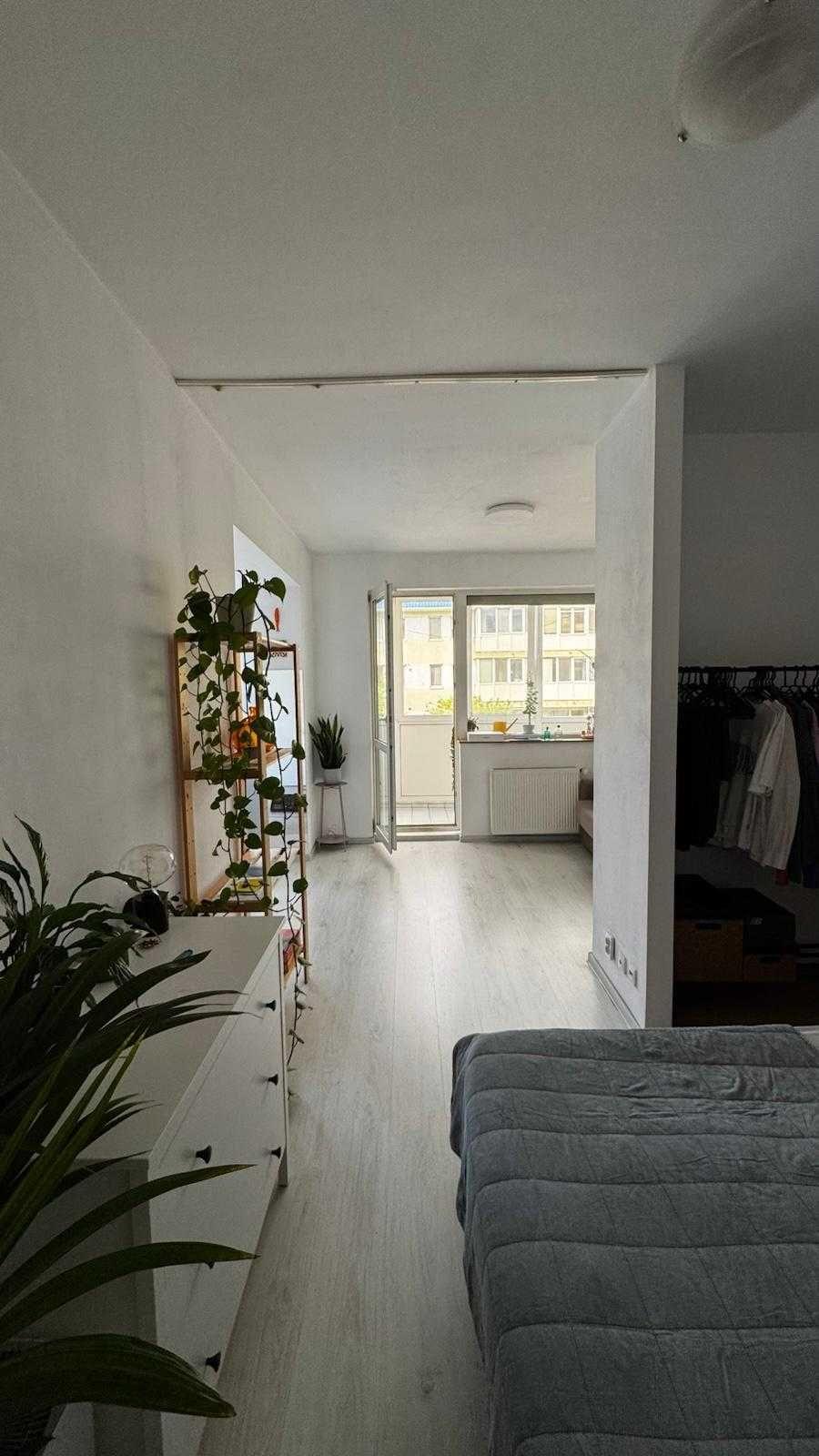 Garsoniera / Studio -Drumul Taberei -  Metrou Valea Ialomitei - 5min