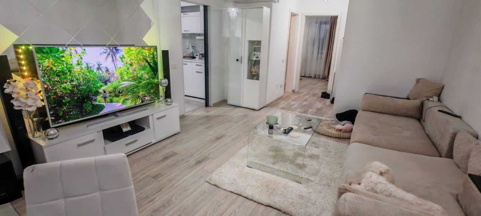 Apartament 2 camere, Decomandat, 60mp,Loc parcare, STB în fața blocului - imagine 1