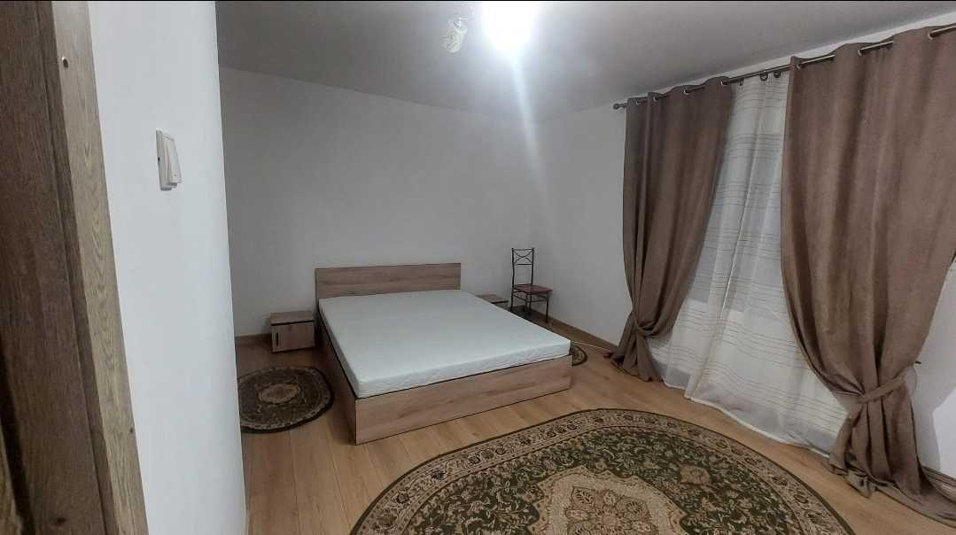 Garsoniera ieftina si moderna in Prundu - imagine 1