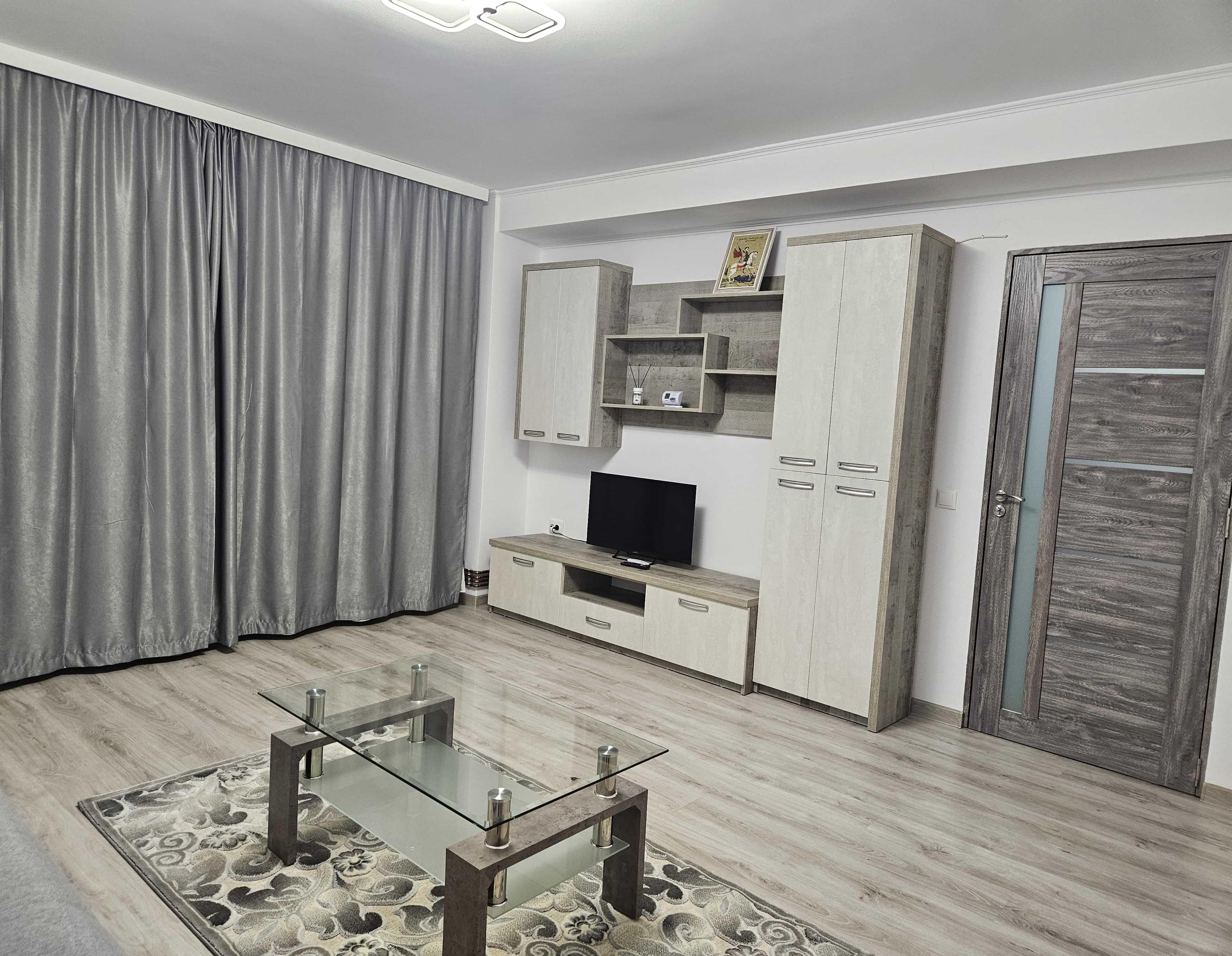 Apartament doua camere gavana 3 ( JAM ) renovat / totul absulut nou