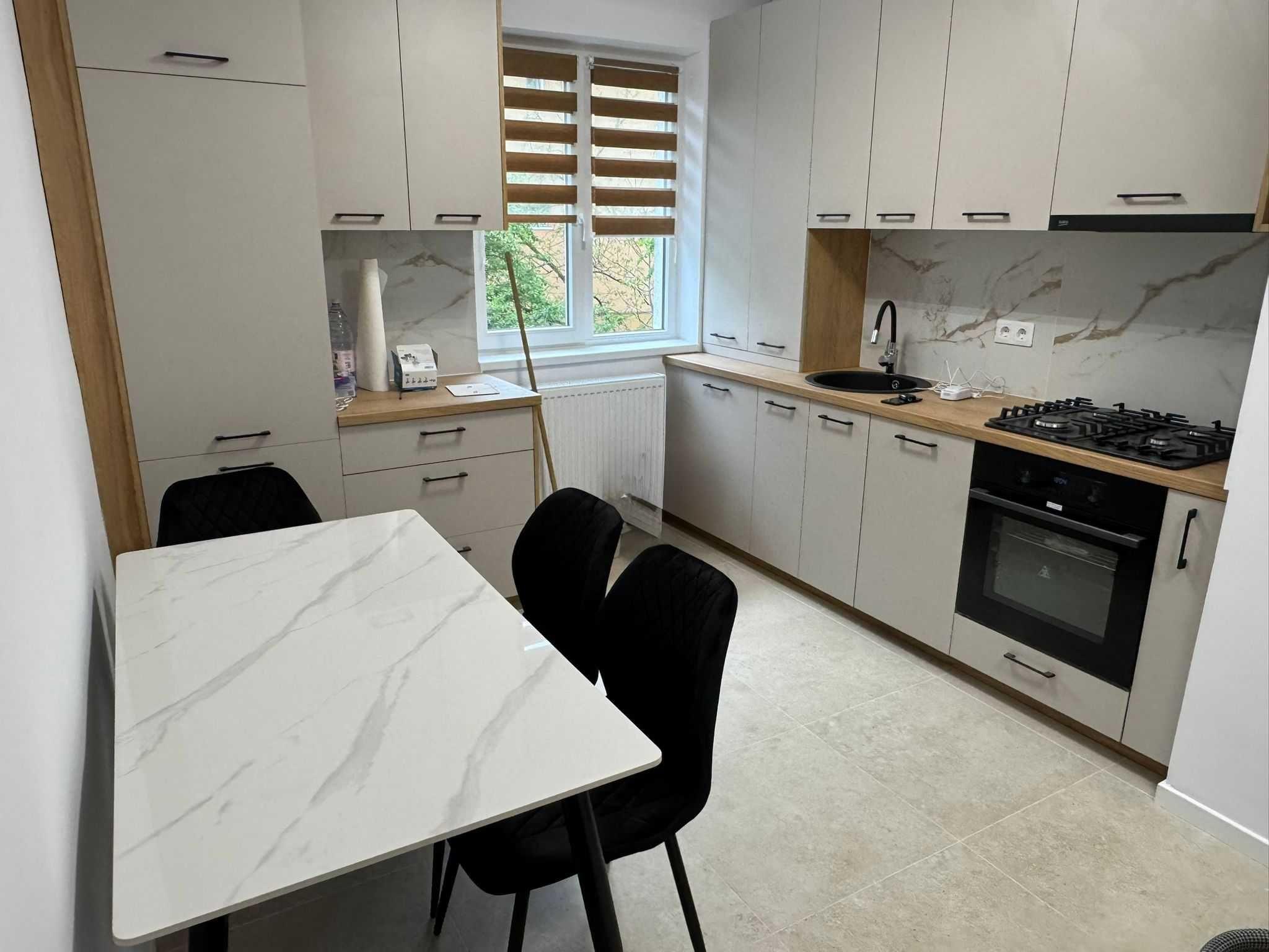 ULTRACENTRAL ap.2 camere totul nou la prima inchiriere etaj2 55mp la 1 min de BIZO si sc11 si sc14 - imagine 1