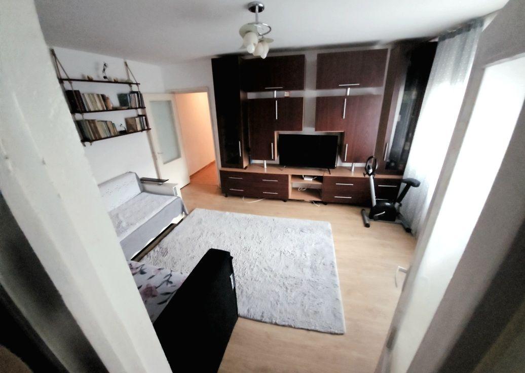 Chirie 2 camere Baia Mare – mobilat, zonă bună, preț avantajos