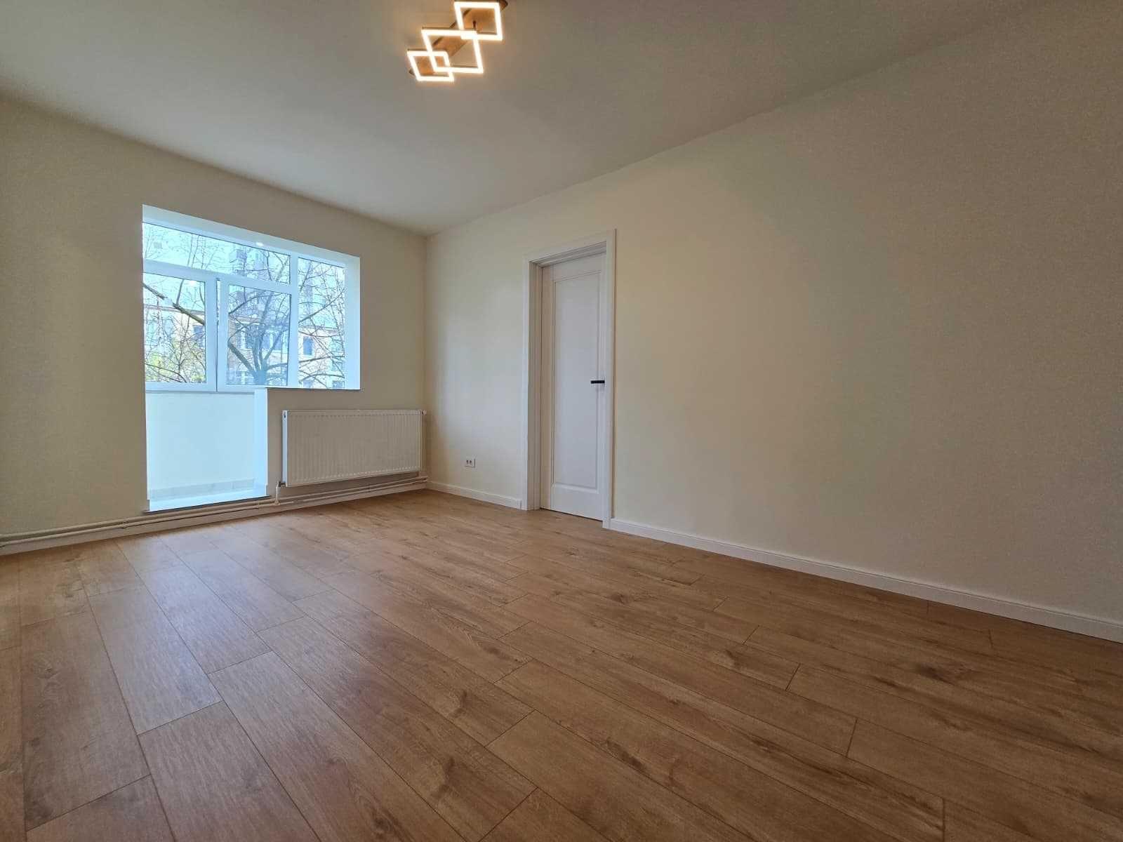 Apartament 2 camere Alexandru Cel Bun