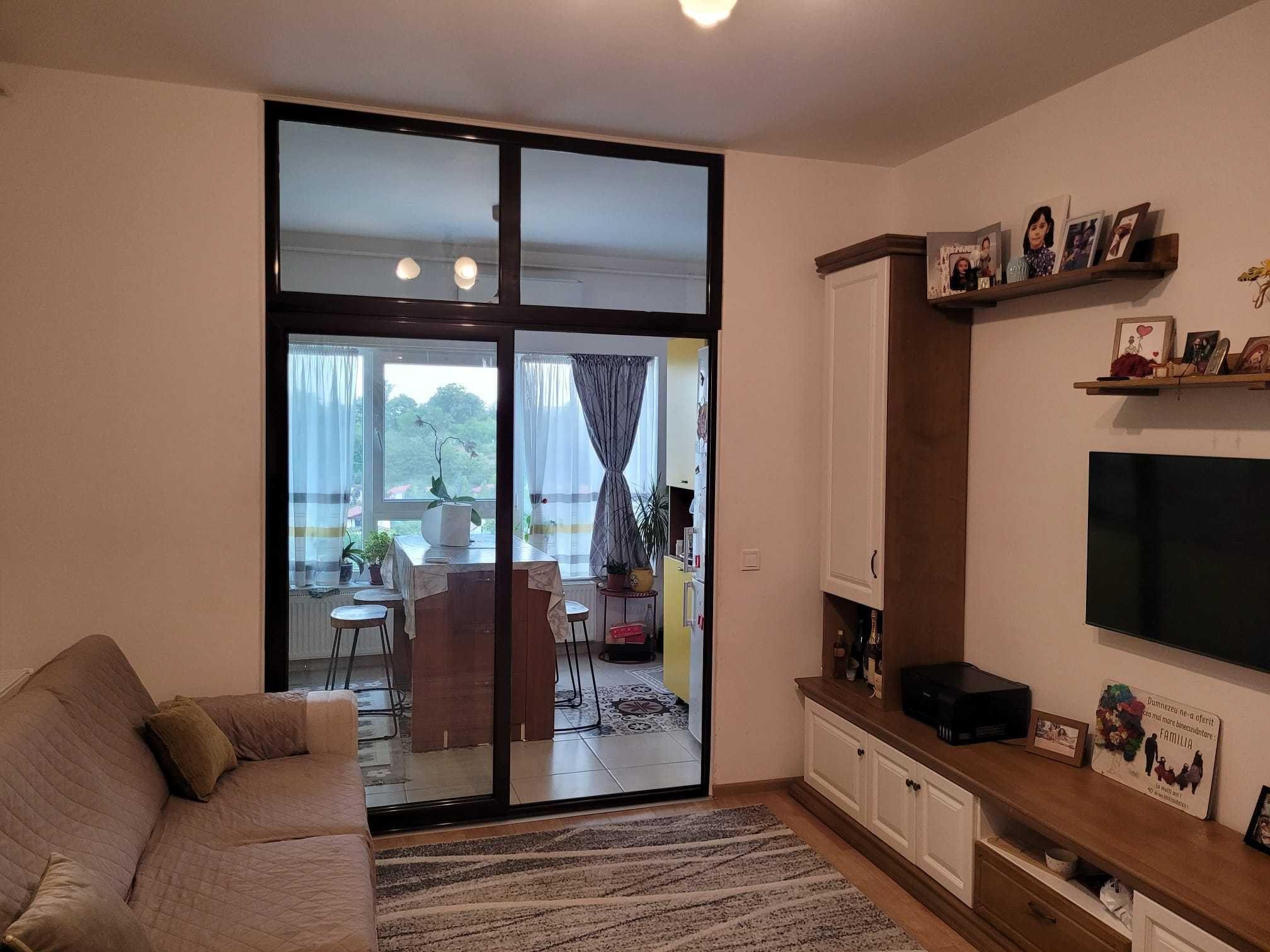PF Vand apartament 3 camere de vanzare +boxa Pacurari (Alpha Bank)