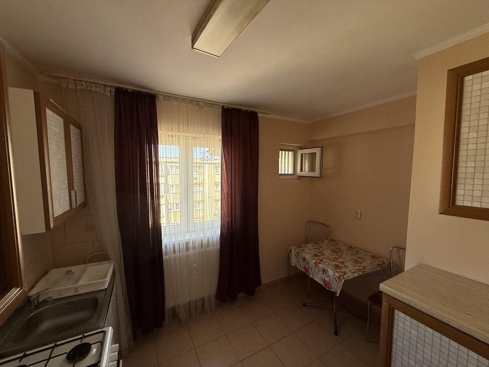 Vand apartament 2 camere zona Adora One