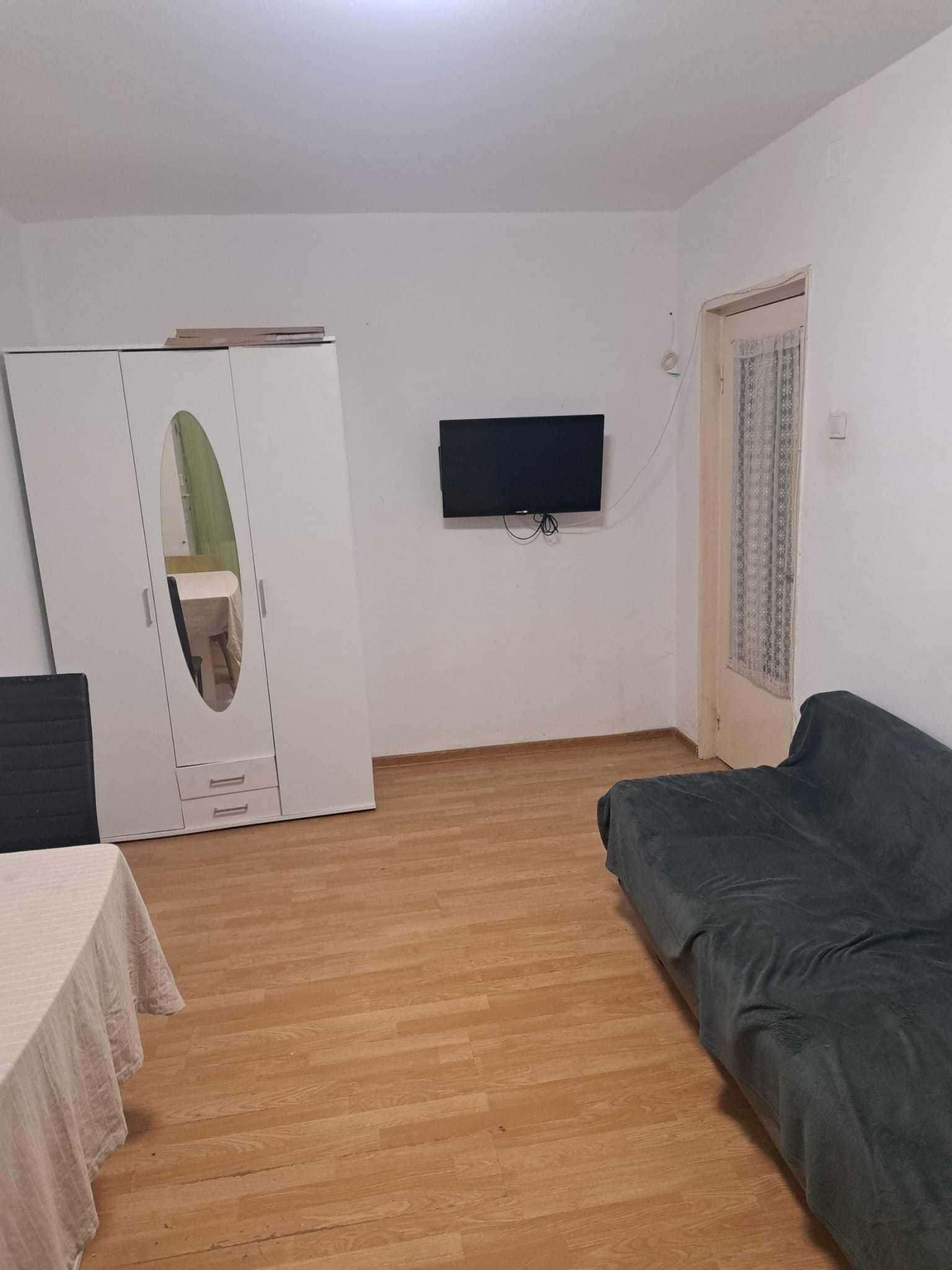 Garsoniera de inchiriat Micalaca cf.1