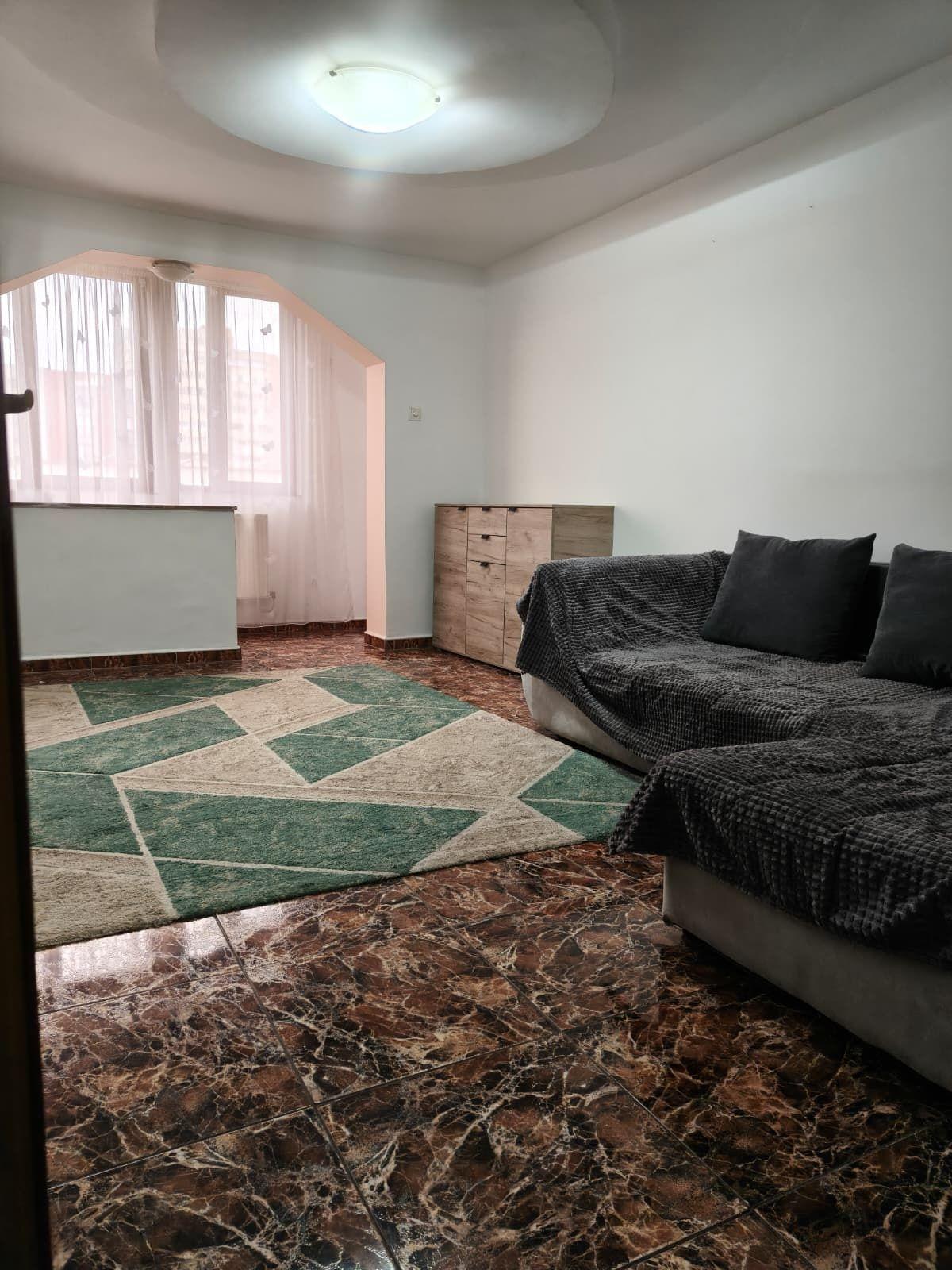 Apartament 2 Camere decomandat,La 100m de Mcdonalds,Spital,Poliție,Facultate,Etaj 3 din10