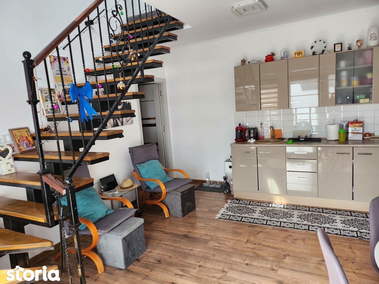 Casă rezidențială cu 9 camere, amplasare centrală - imagine 1