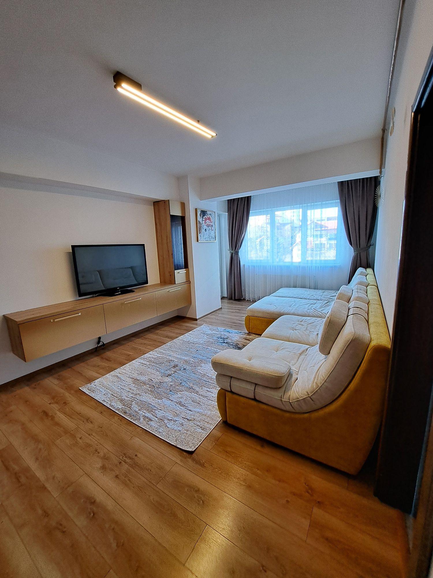 Aprtament 3 camere(77m)Bulevardul Mihai Viteazu
