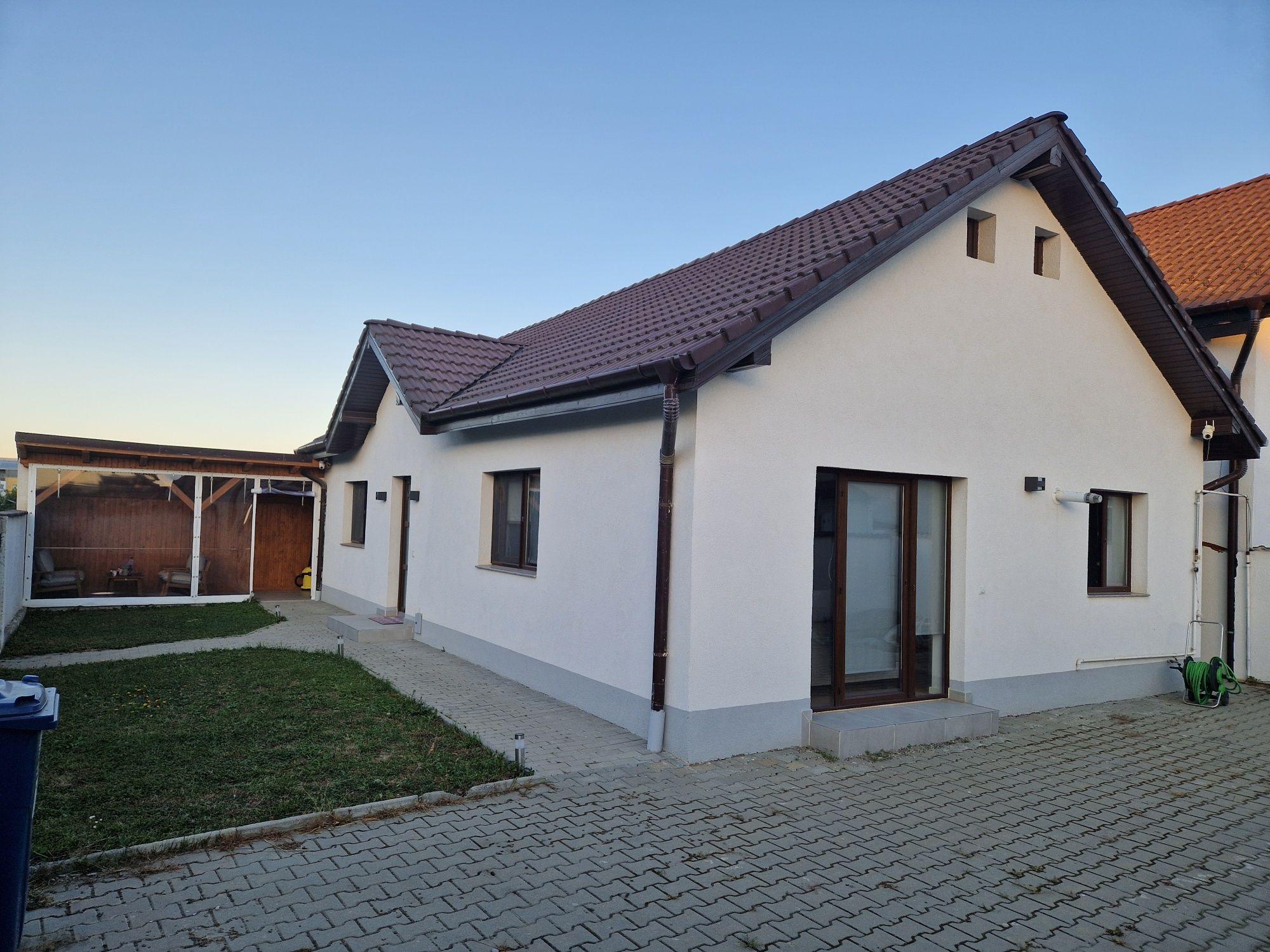 Casa individuală de vânzare direct de la propietar!