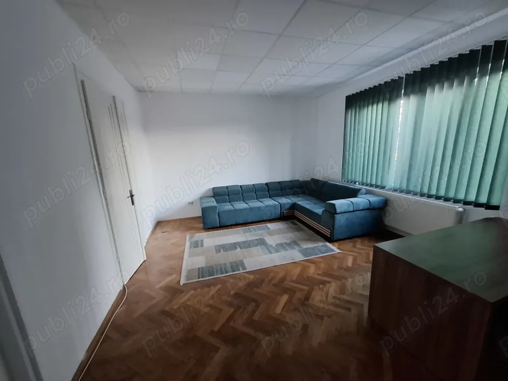 Inchiriez apartament in zona centrala