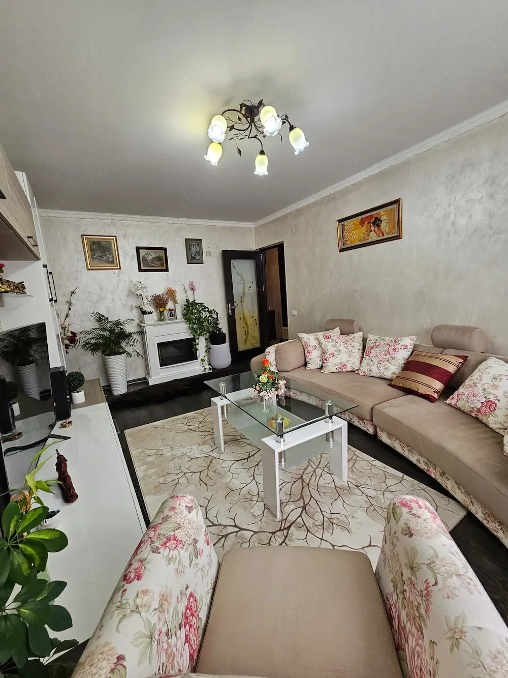 Apartament 2 camere decomandat- Craioviţa Nouă
