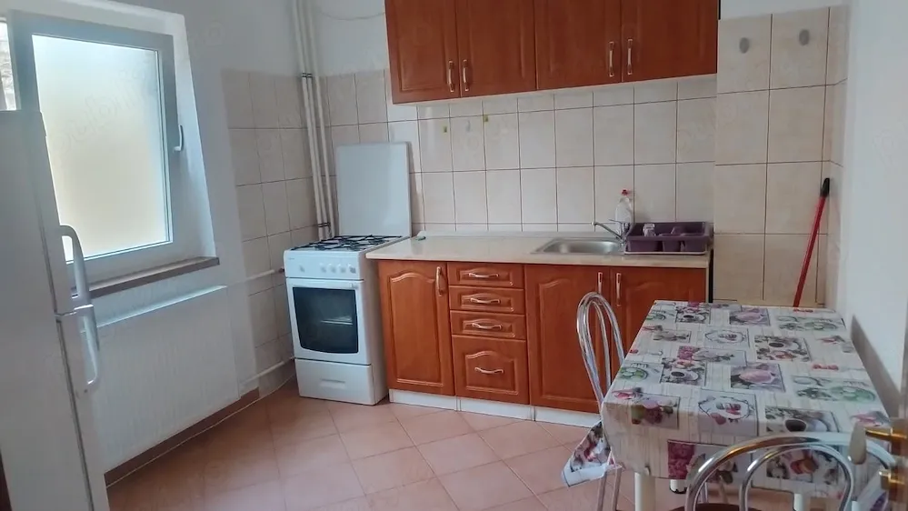 Garsoniera de inchiriat