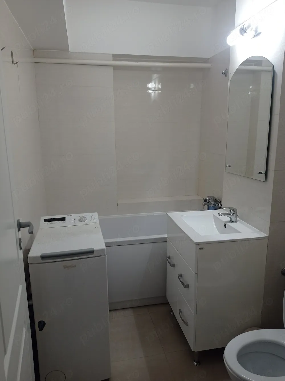 Pers fizică închiriez garsonieră ,capăt cug fuzion towers - imagine 1