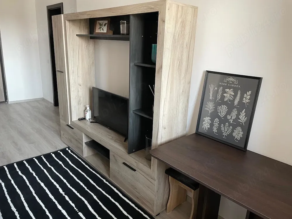 Închiriez garsoniera zona PALAS - imagine 1