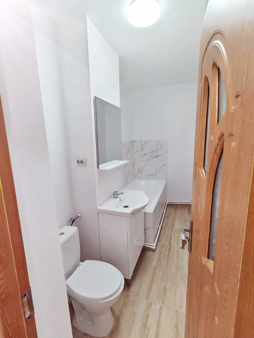 1 camera de inchiriat Micro 20 et.1 - imagine 1