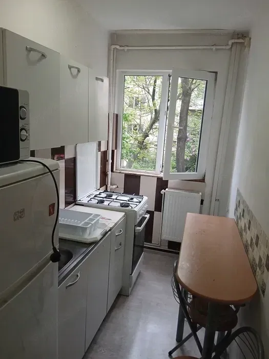 Ap decent cu termoteca 2 cam Vlaicu Fortuna etaj 1