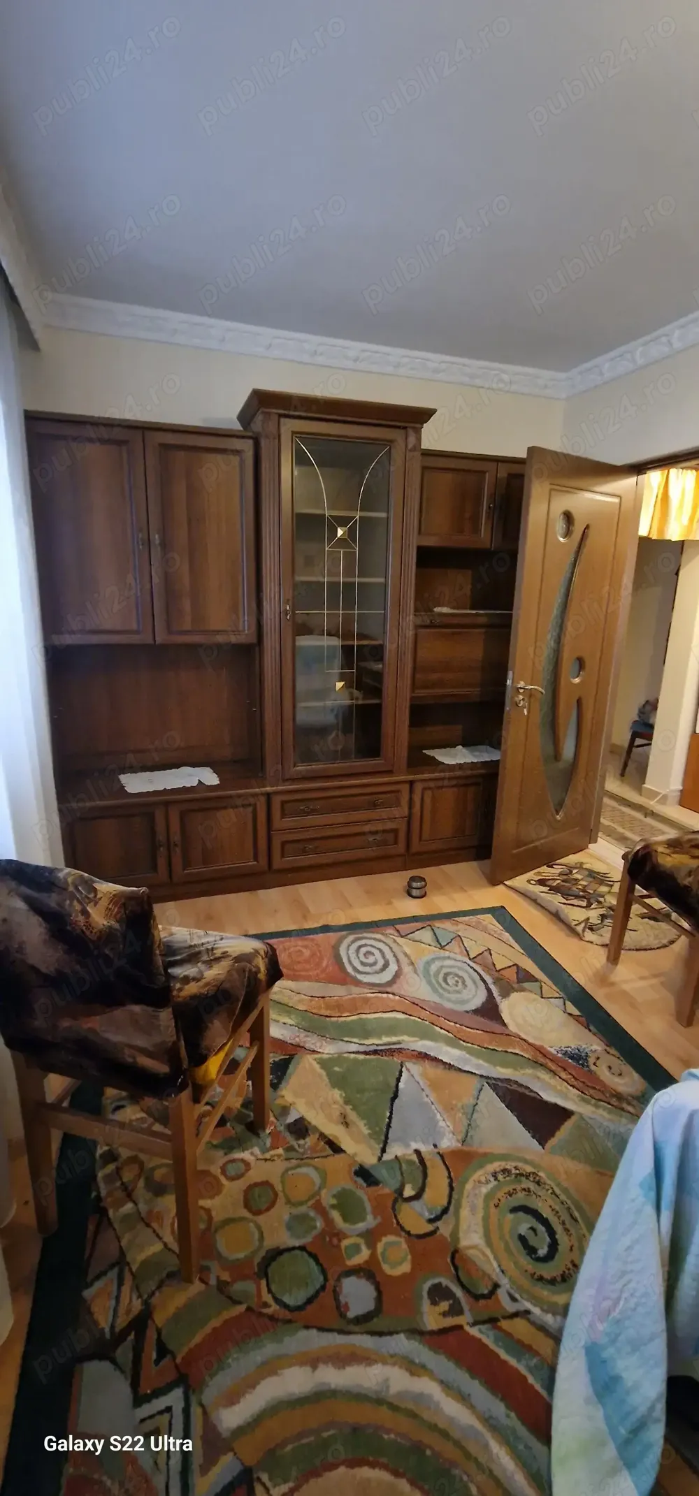 Vând apartament 3 camere in bacău
