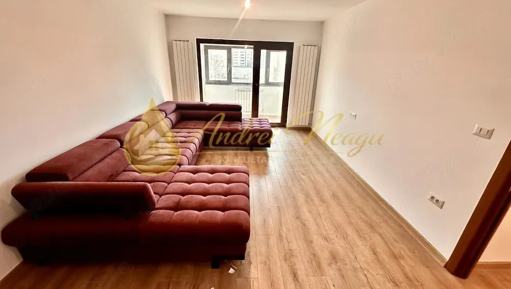 4 camere decomandate, 2 bai , 3 balcoane Stefan cel Mare Bacau etaj 3 din 4