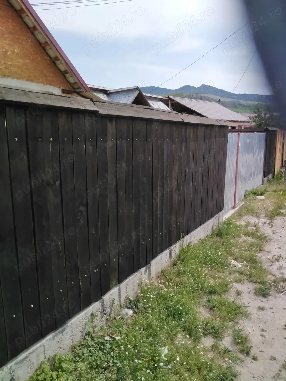 Vând casă 12 mi euro