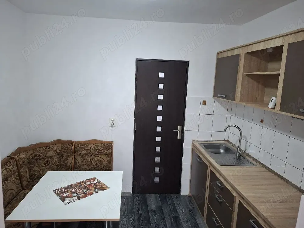 Apartament 2 camere de închiriat- Sibiu Hermann Oberth preț 400 euro