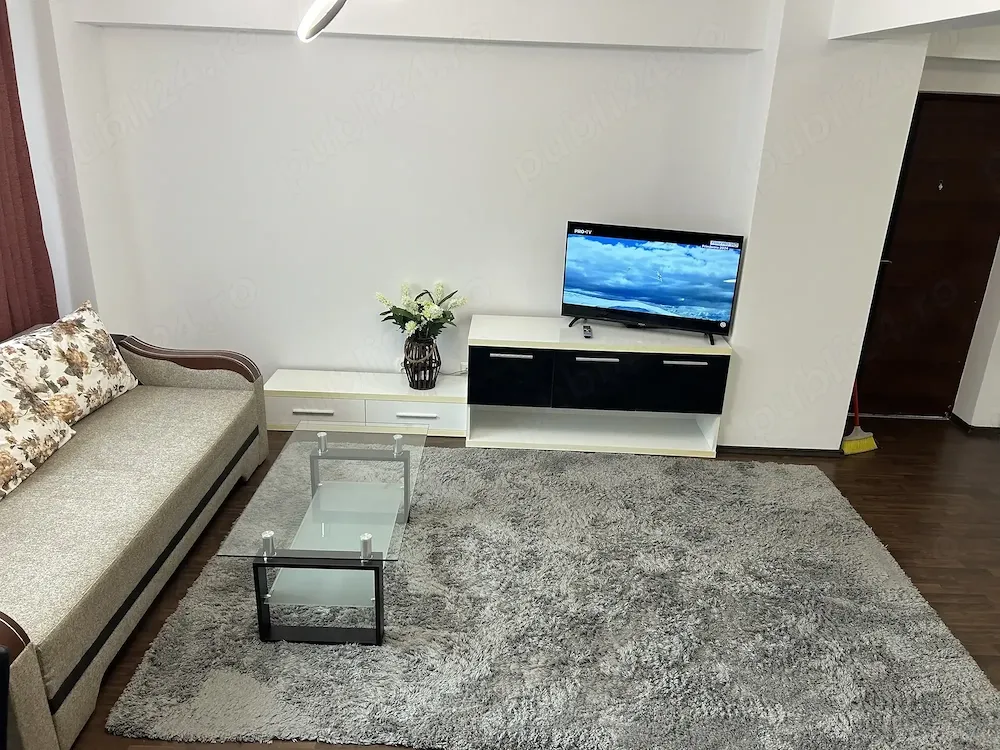 Închiriez apartament 2 camere   zonă Cedonia (Aleea Biruinței)