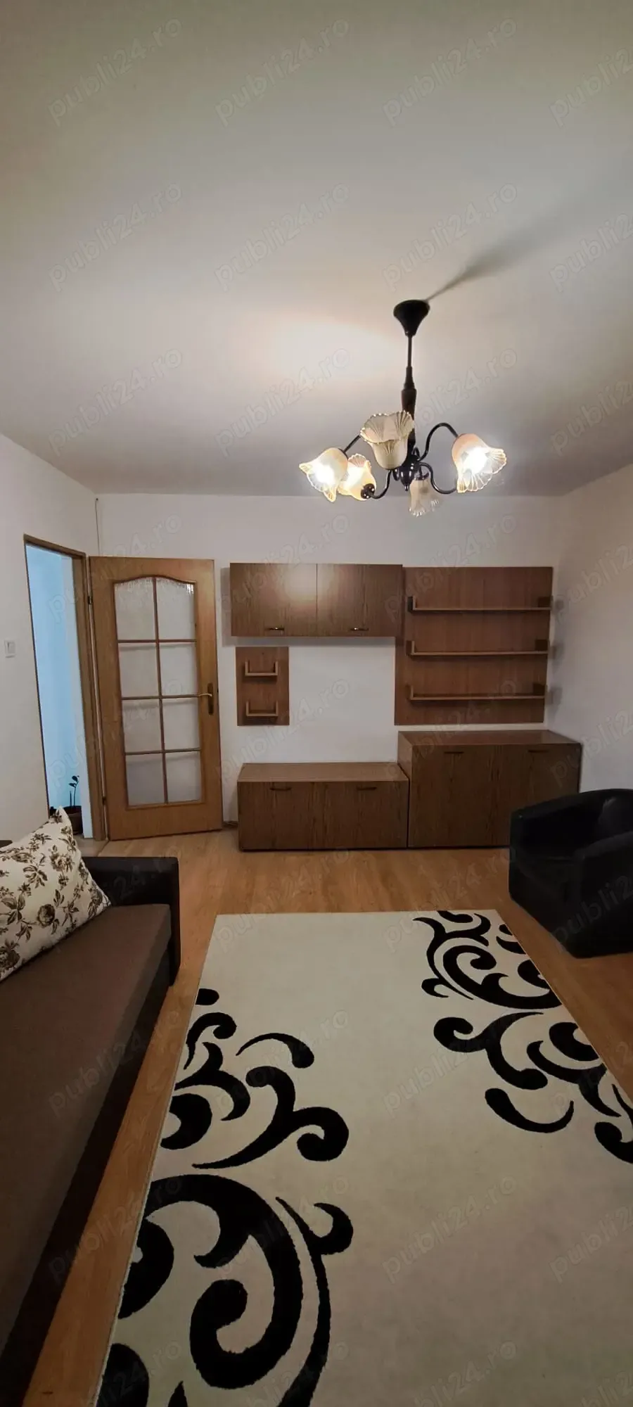 Inchiriez apartament 2 camere Strand