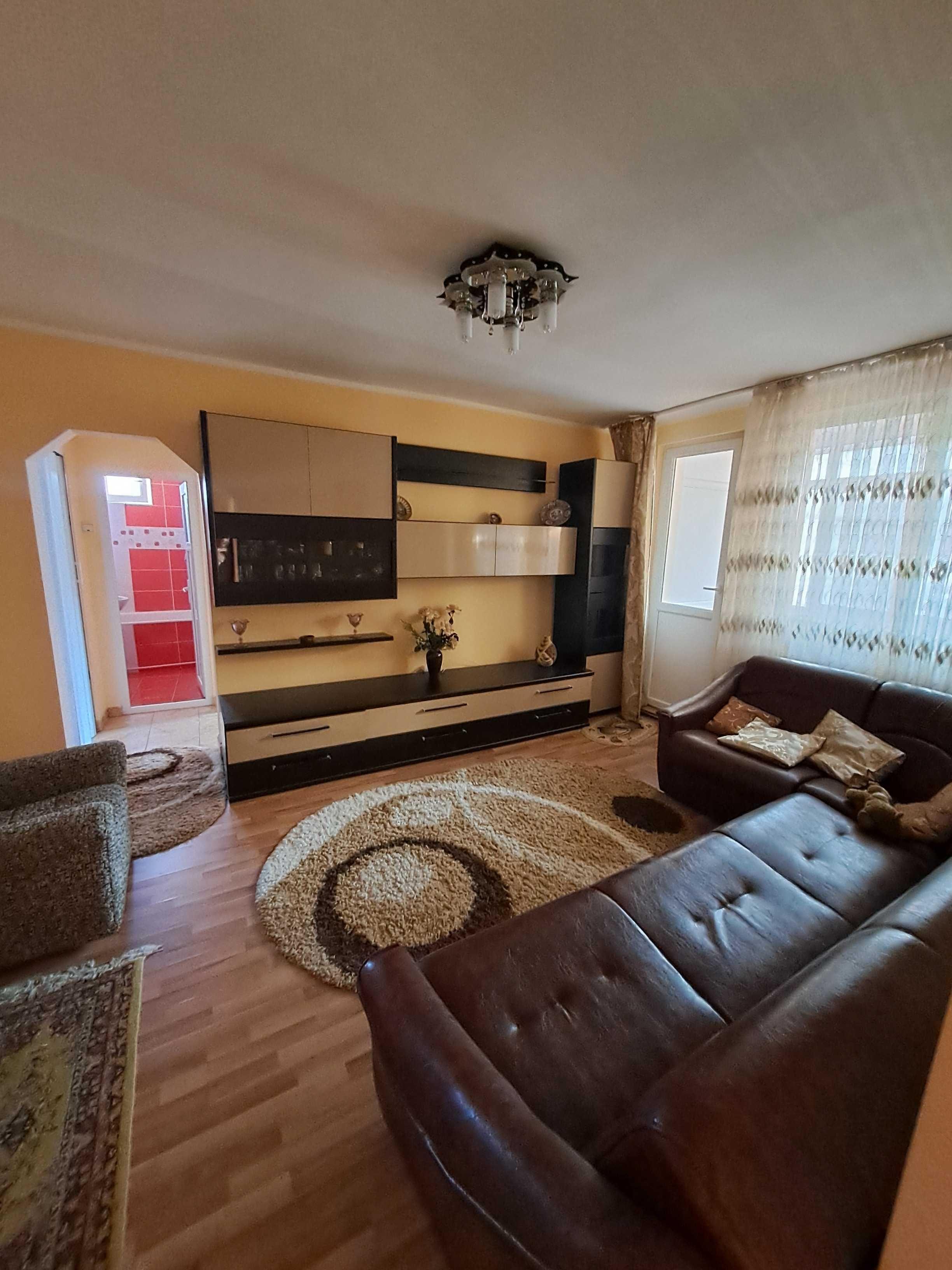 Apartament de inchiriat - imagine 1