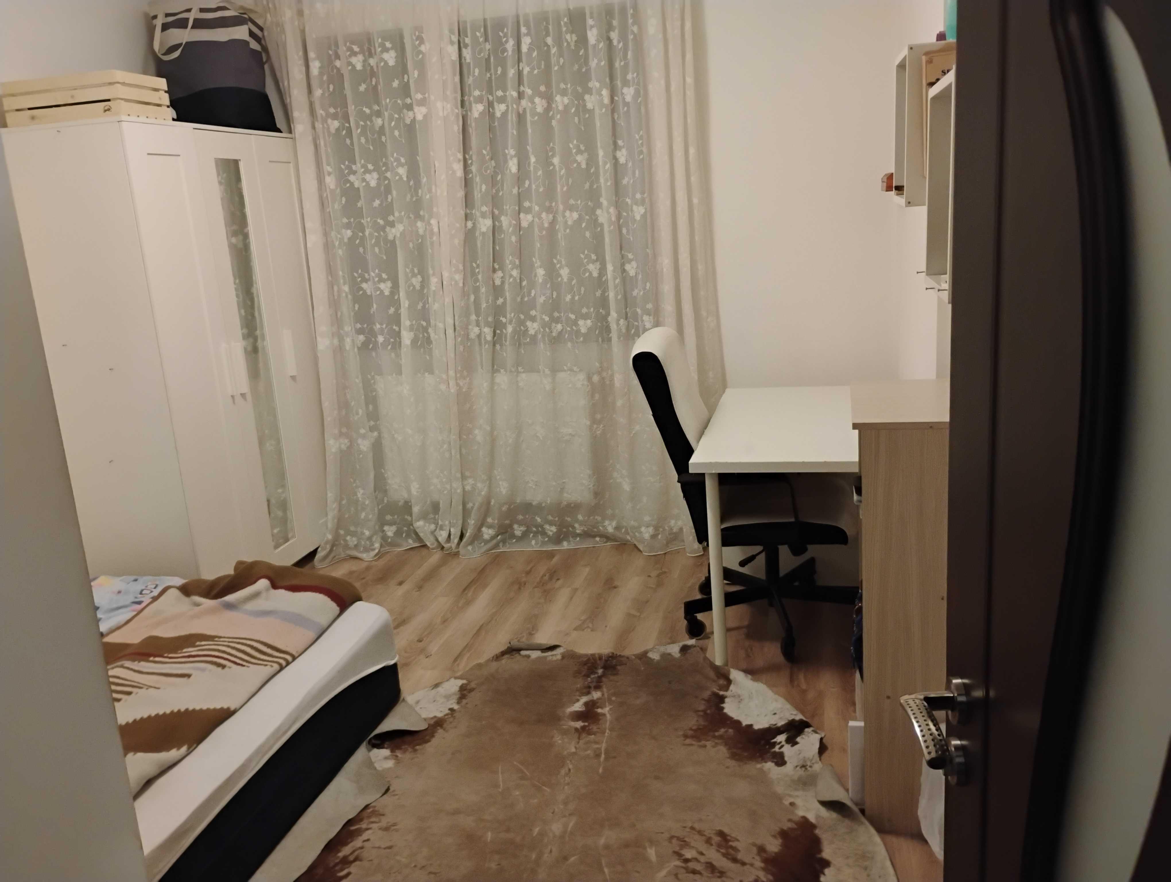 Inchiriez Camera ( Cartierul Latin - Bragadiru nou - Sector 5 )