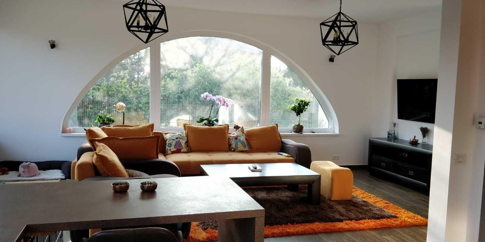 Casă modernă 3 camere de închiriat în Tunari - imagine 1
