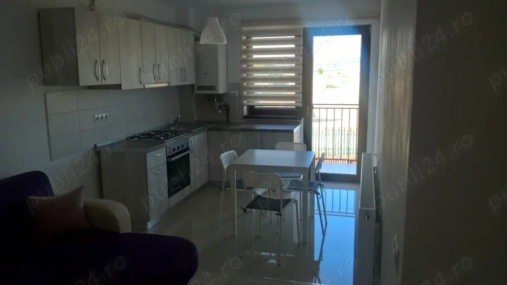 Ofer spre inchiriere ap.3 camere - imagine 1