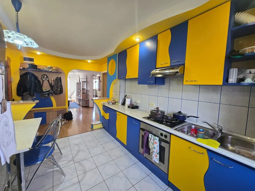 Apartament 3 camere de închiriat Ștrand Sibiu | Etaj 3 I Decomandat | Mobilat și utilat