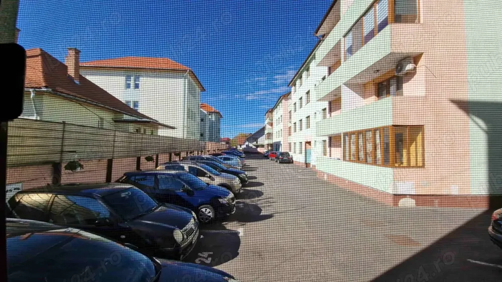 Vand apartament 4 camere, situat in Sibiu, str Lupeni 52, suprafata utila de 101.98 mp - imagine 1