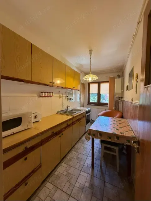 Apartament spațios și primitor 2 camere, etaj 2   Vasile Aaron