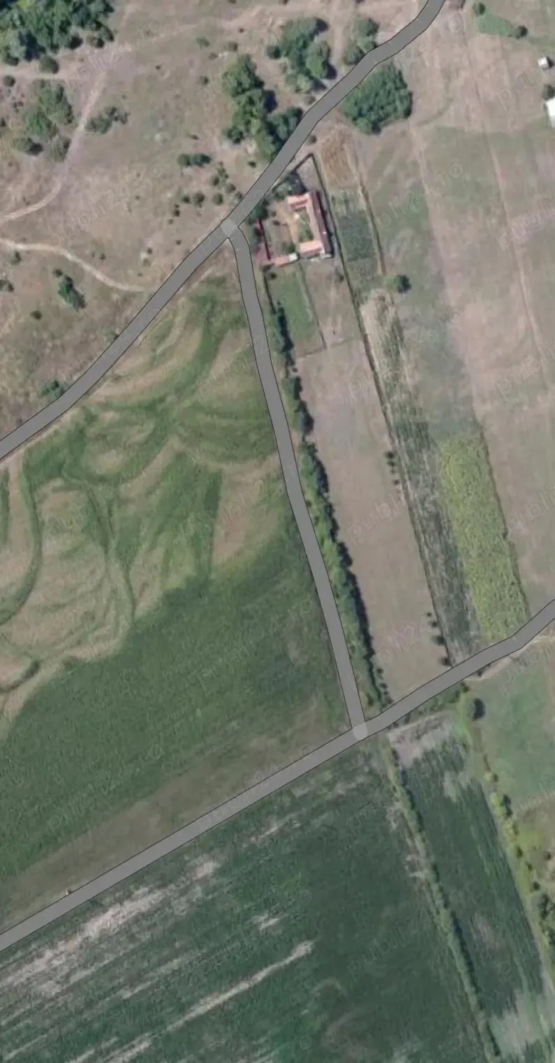 Vând teren zona Arhitecți-Sevis