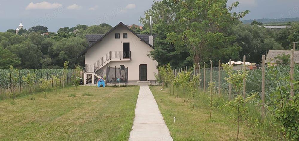 Vand  sau închiriez casa noua la 12 km de mun. Suceava - imagine 1